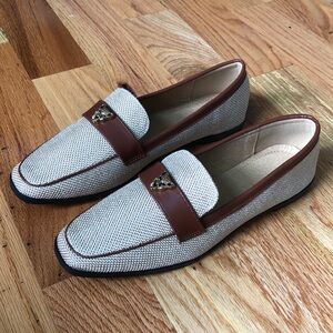 NEW Shein Faux Brown Tan Leather Tiger Hardware Myle Shoes